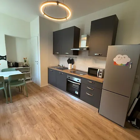 Casa Tuxedo-comfort&relax-a Due Passi Dal Centro Апартаменты *