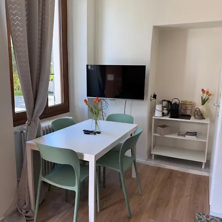 Lejlighed Casa Tuxedo-comfort&relax-a Due Passi Dal Centro Verbania